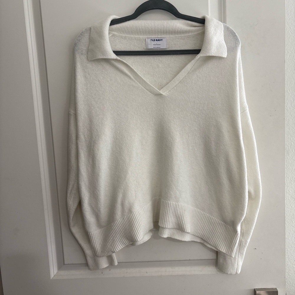 Old Navy Cream Scoop-Neck Knit Sweater